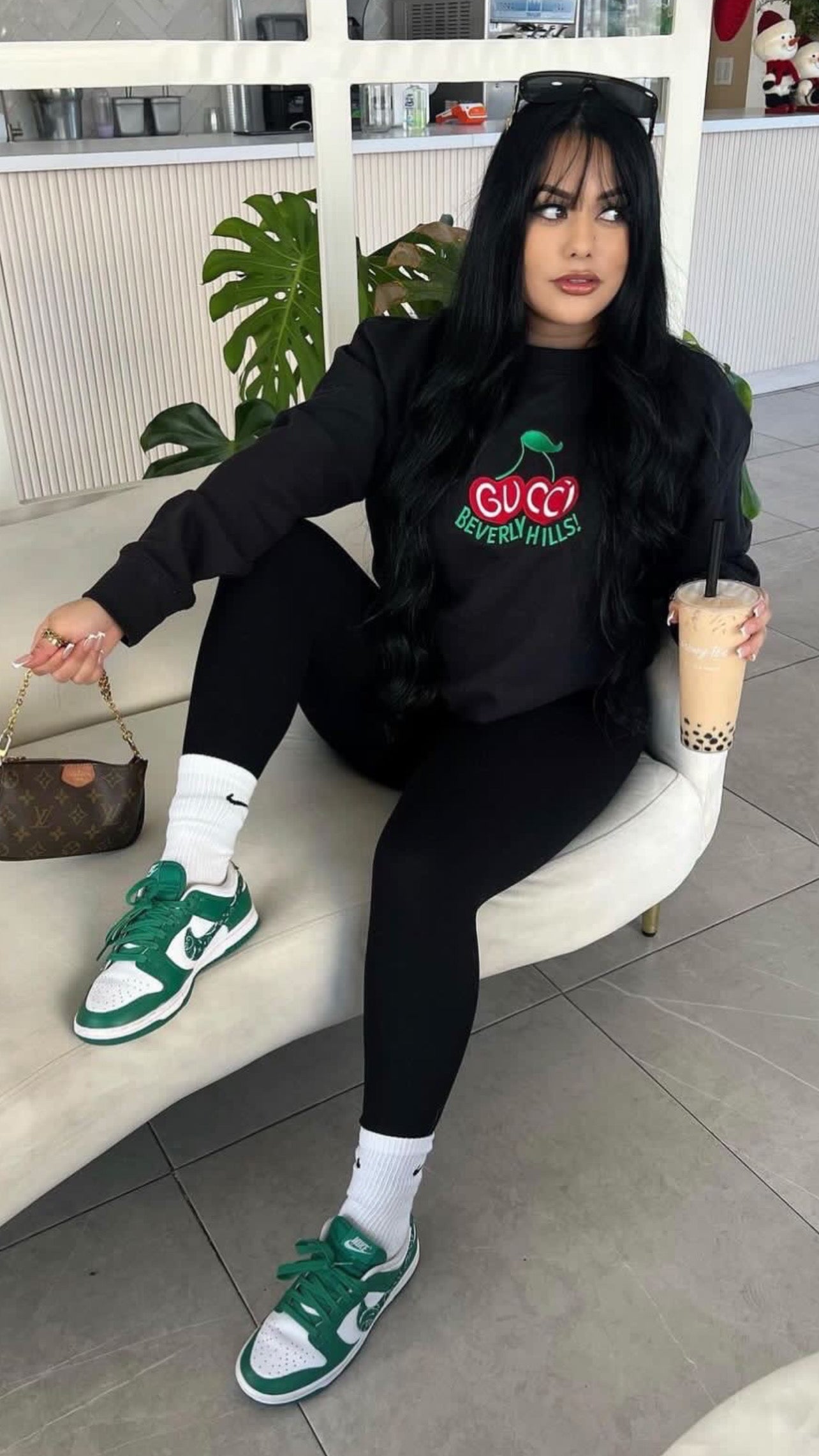 GG CREWNECK - BLACK