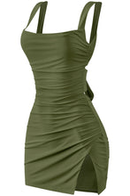 Load image into Gallery viewer, Arleth open back dress - green
