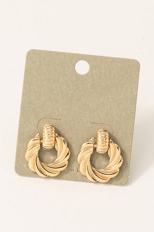 Leslie statement earring - Gold