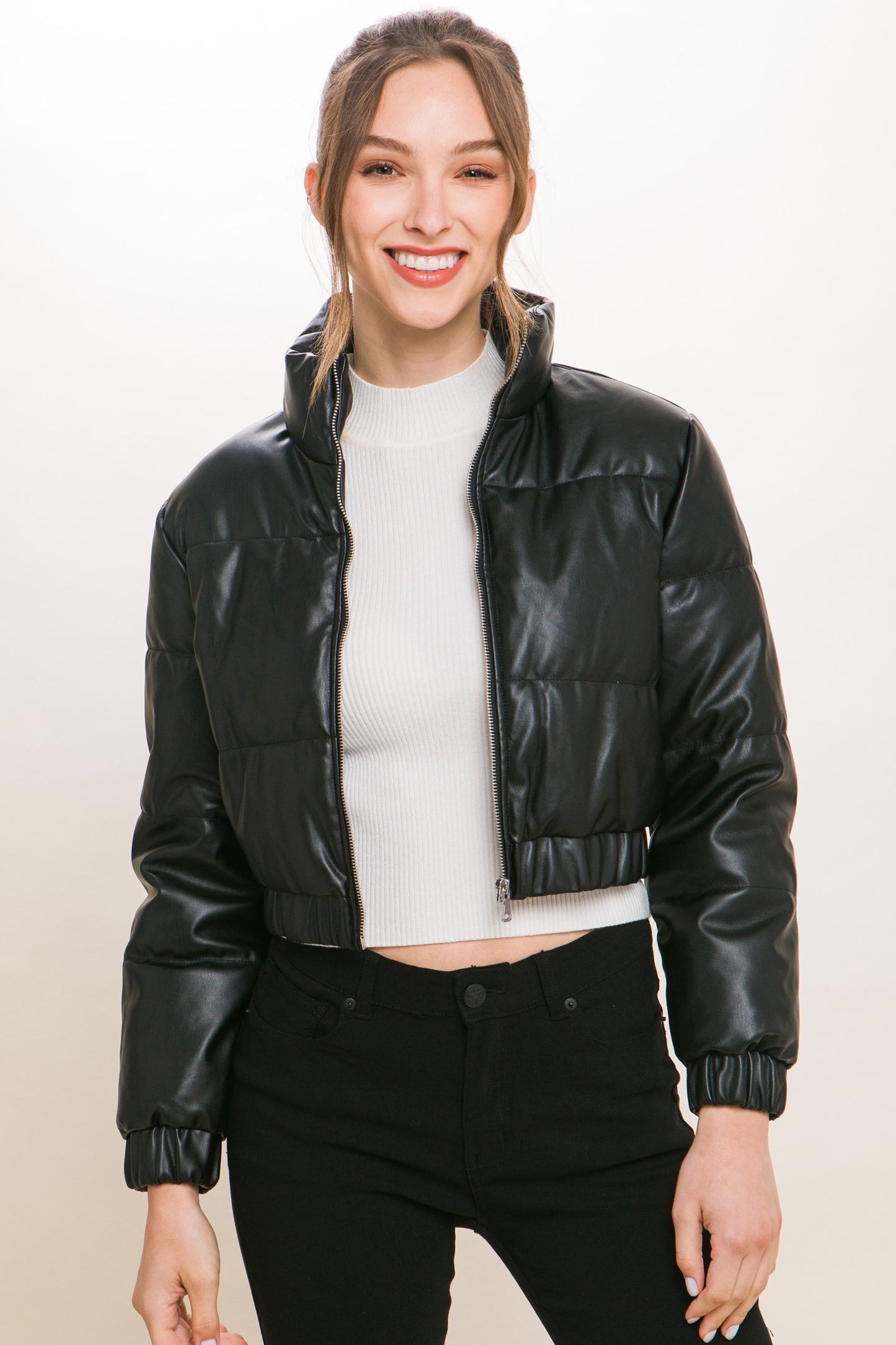 Edgy cropped leather puffer jacket - black
