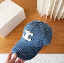 Load image into Gallery viewer, Cleo Hat
