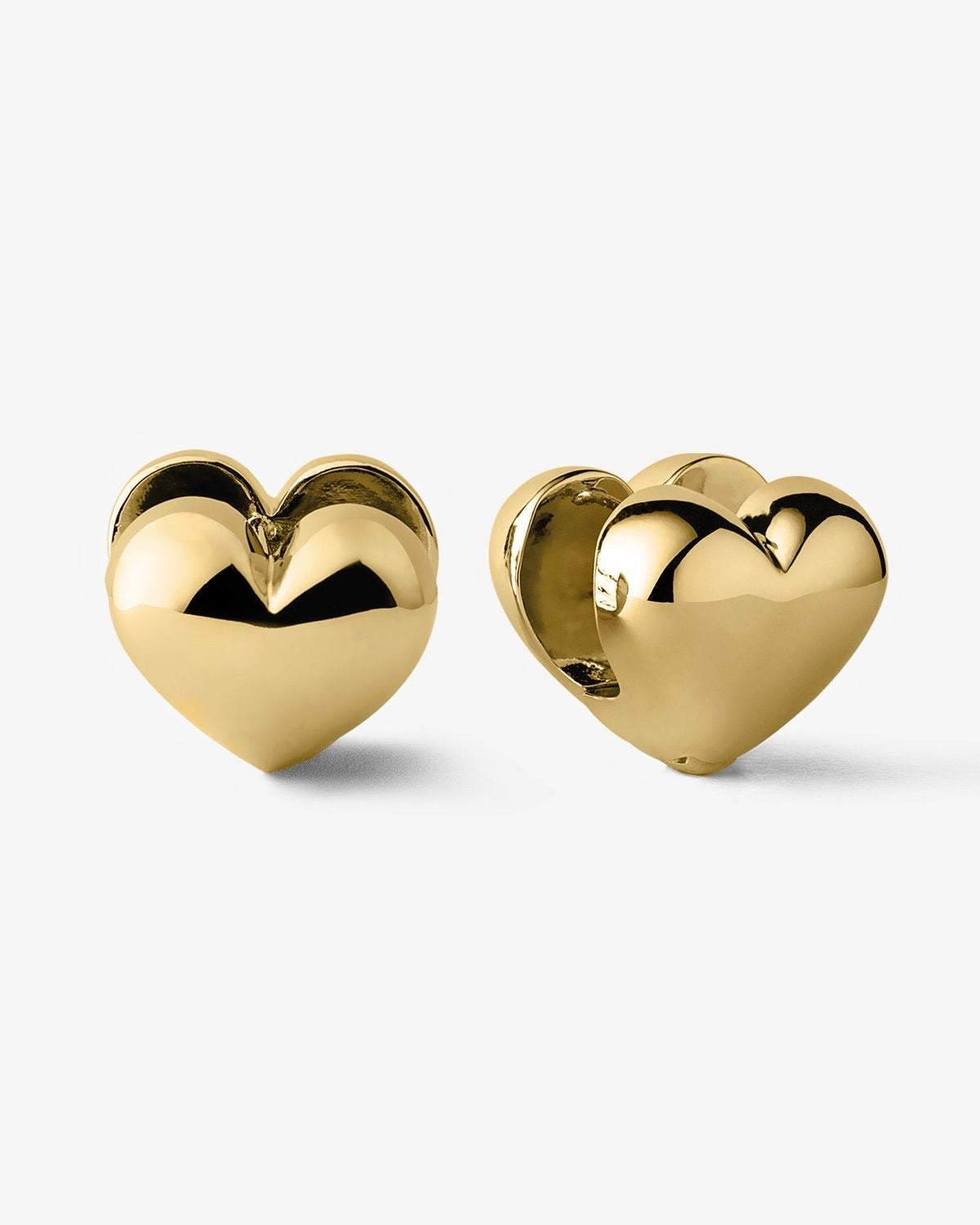 Trending amor heart earrings