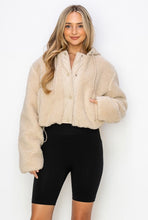 Load image into Gallery viewer, Julissa cozy jacket - Cream
