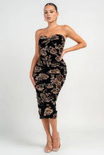 Load image into Gallery viewer, Jenny ruching midi dress - Black
