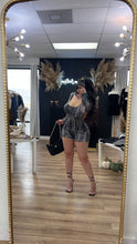 Load image into Gallery viewer, Sexy open back romper - Black
