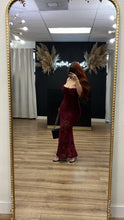 Load image into Gallery viewer, Seduction open back dress - Burgundy
