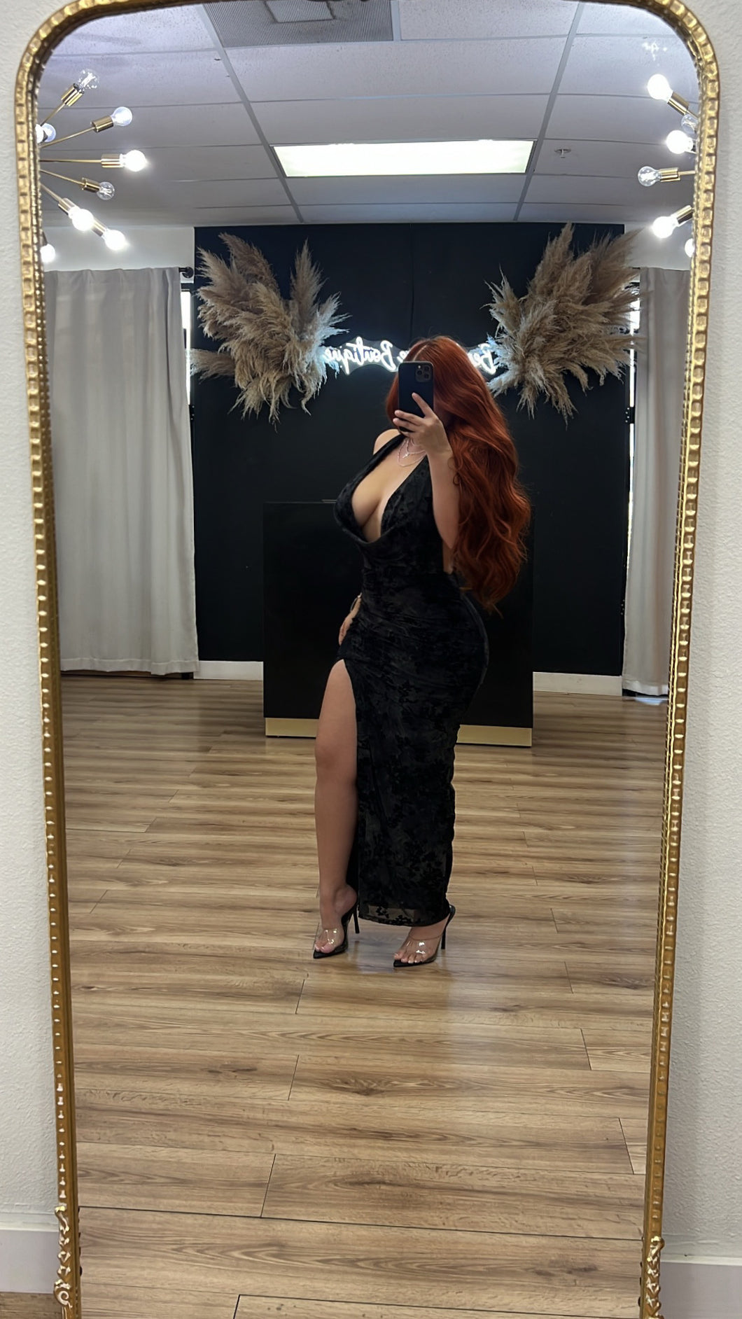 Arleth velvet open back dress- Black/charcoal